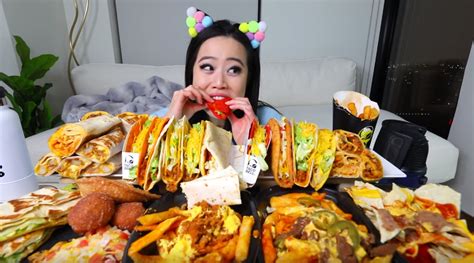 How Mukbang Videos on YouTube are Creating a New Genre of ASMR